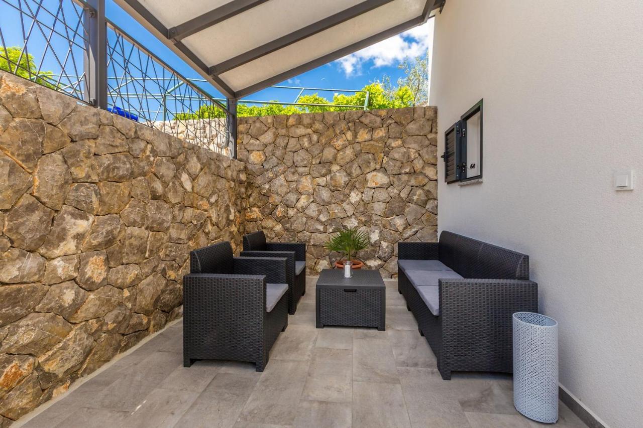 Holiday House San Michele Vrh  Екстер'єр фото